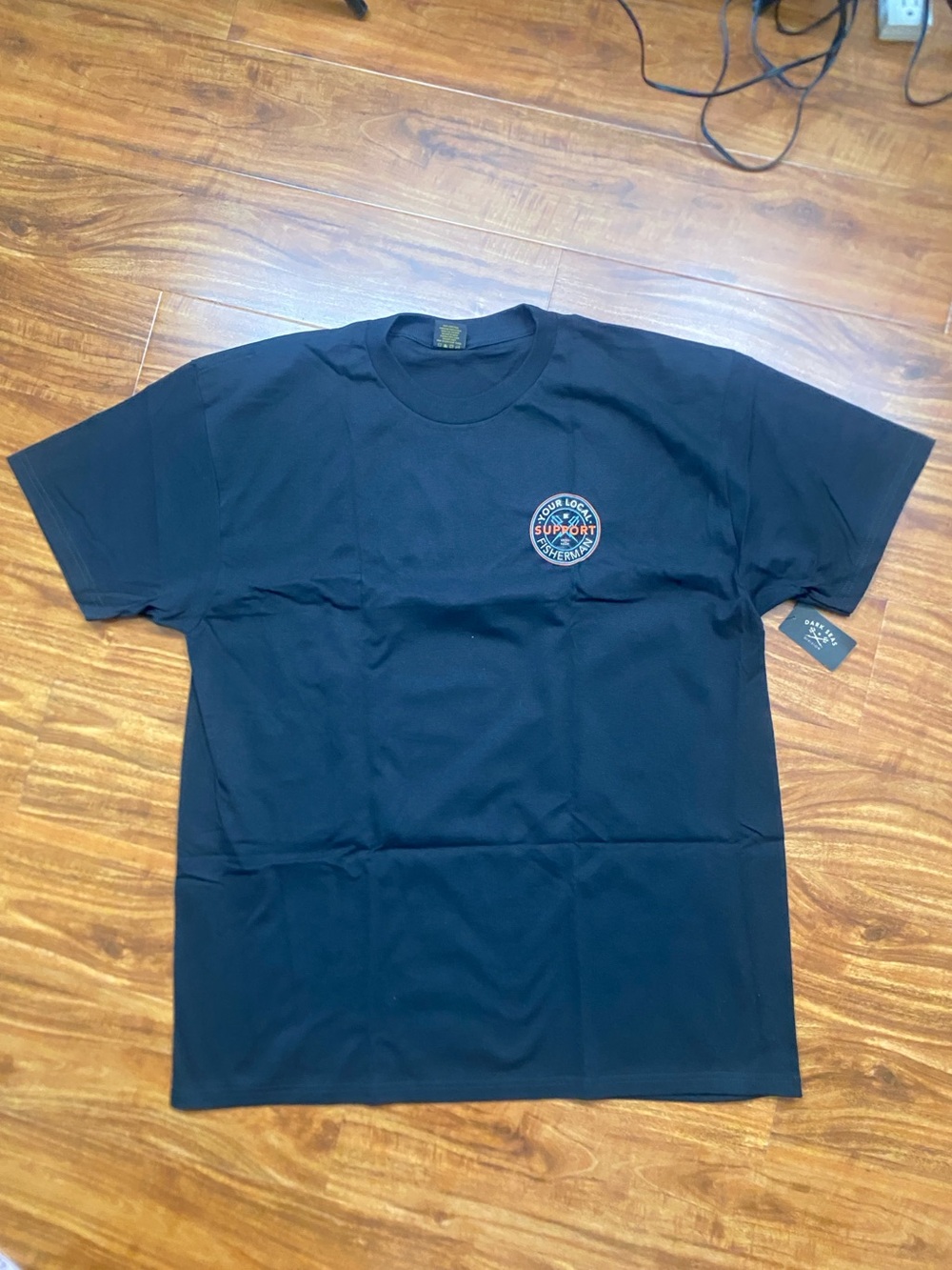 NWT New Dark Seas Division Men's Black Your Local Support Fisherman T-Shirt XL